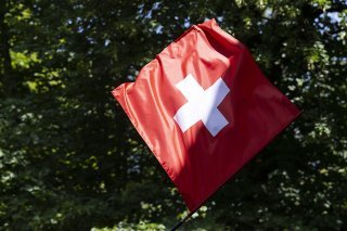 Le marathon des discours se poursuivra mardi à travers toute la Suisse.